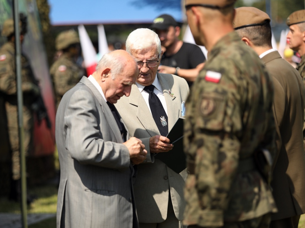 Uroczyste ślubowanie na bulwarze. Rokaszewicz: Piszecie swoją nową historię Głogowa