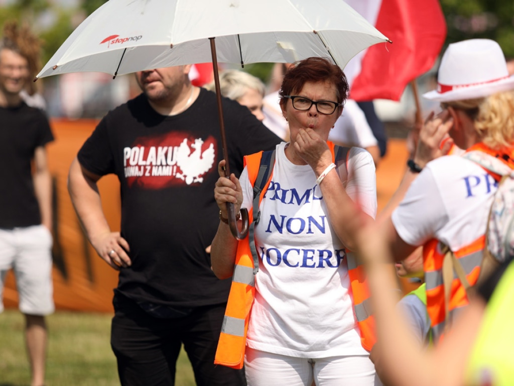 Protest w Głogowie: było starcie z policją i straszenie dziennikarzy [ZDJĘCIA]