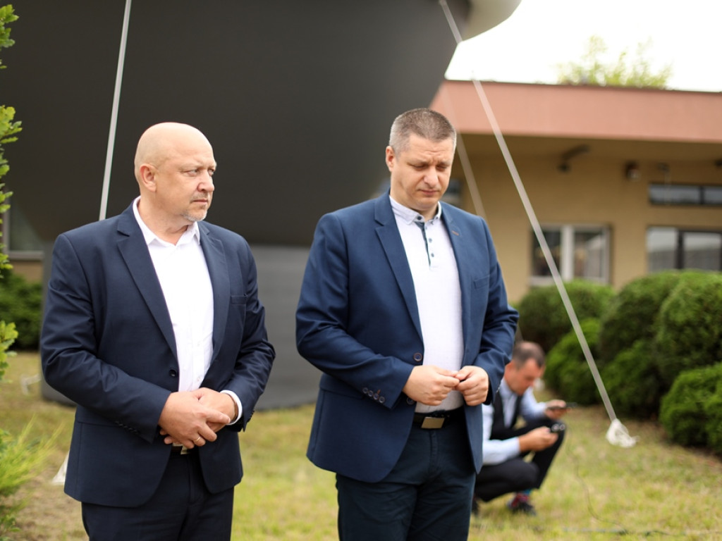 Pięć dębów na 50-lecie Huty Miedzi Głogów. Wyjątkowy jubileusz