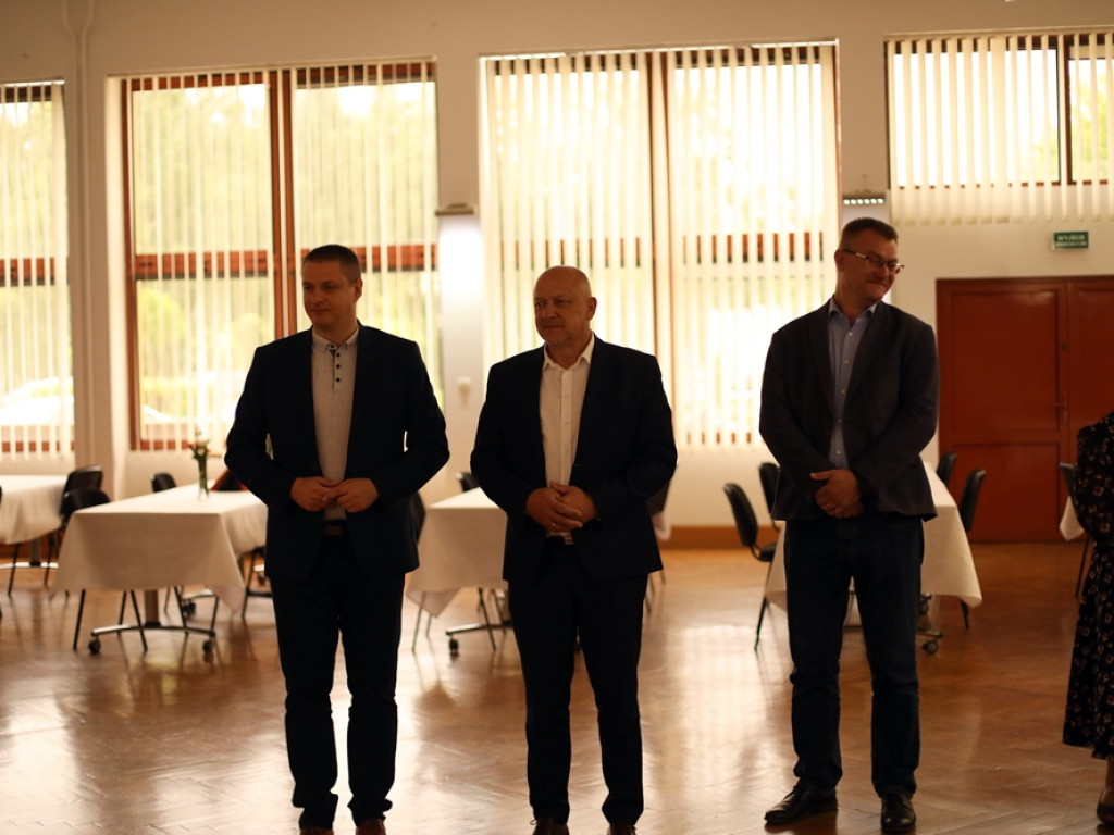 Pięć dębów na 50-lecie Huty Miedzi Głogów. Wyjątkowy jubileusz