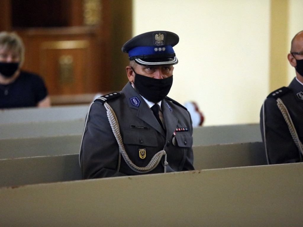 Święto Policji. Ksiądz Brasse: Dziękujemy policji za rzetelną służbę [ZDJĘCIA]