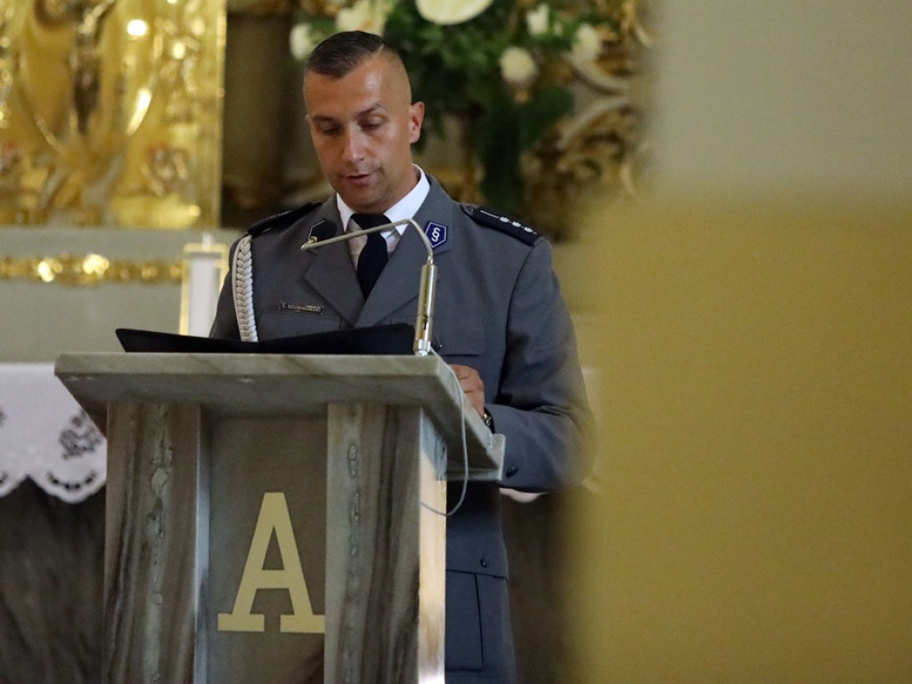 Święto Policji. Ksiądz Brasse: Dziękujemy policji za rzetelną służbę [ZDJĘCIA]