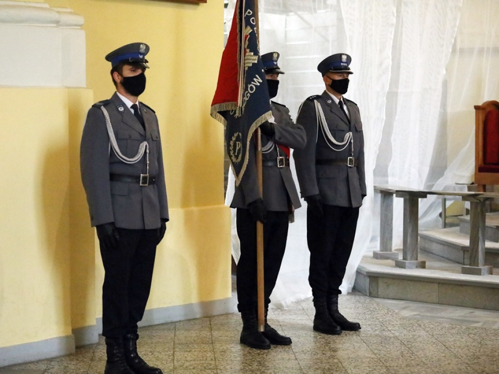 Święto Policji. Ksiądz Brasse: Dziękujemy policji za rzetelną służbę [ZDJĘCIA]
