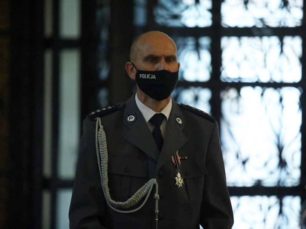 Święto Policji. Ksiądz Brasse: Dziękujemy policji za rzetelną służbę [ZDJĘCIA]