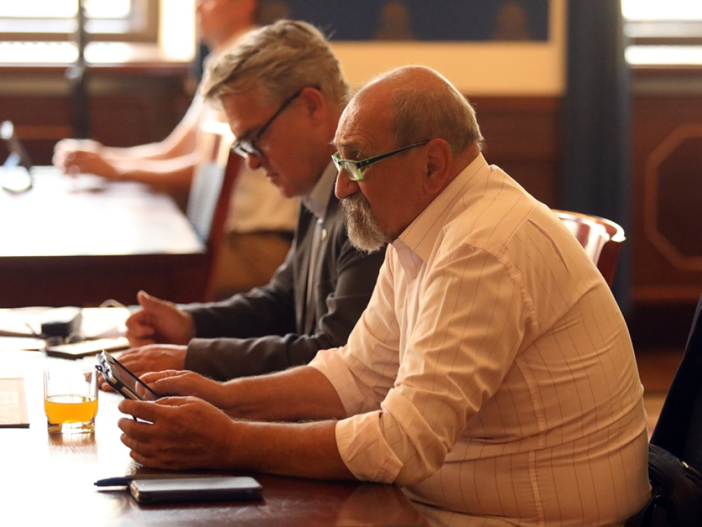 Polityczny transfer w Radzie Miasta. Traci koalicja, zyskuje prezydent [ZDJĘCIA]