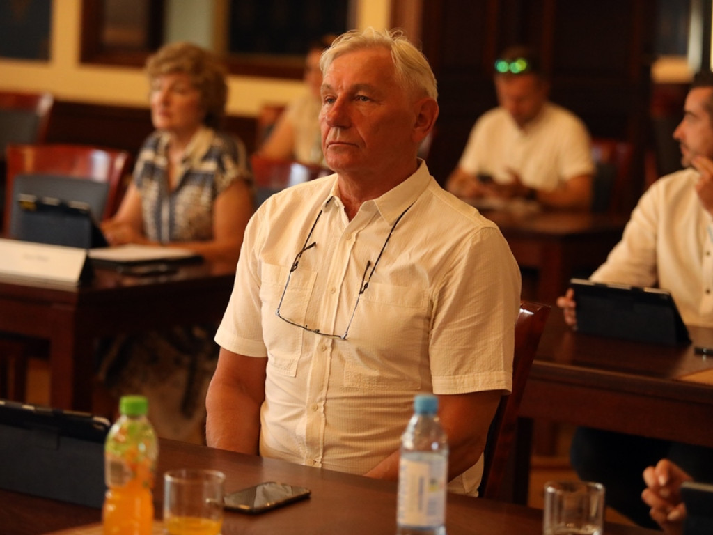 Polityczny transfer w Radzie Miasta. Traci koalicja, zyskuje prezydent [ZDJĘCIA]