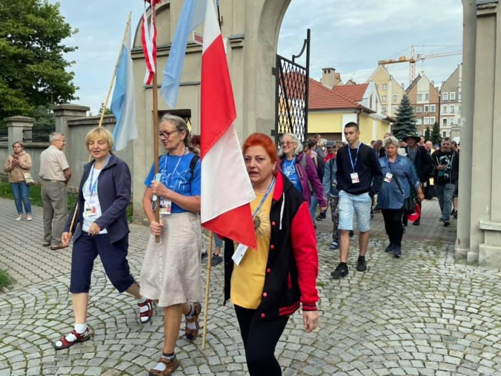 41. Piesza Pielgrzymka Głogowska w drodze na Jasną Górę [ZDJĘCIA]