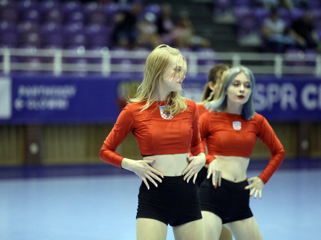 Spokojnie jedną... Rafał Jamioł dał zwycięstwo. Chrobry zagra w finale [ZDJĘCIA]