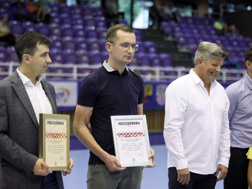 Spokojnie jedną... Rafał Jamioł dał zwycięstwo. Chrobry zagra w finale [ZDJĘCIA]