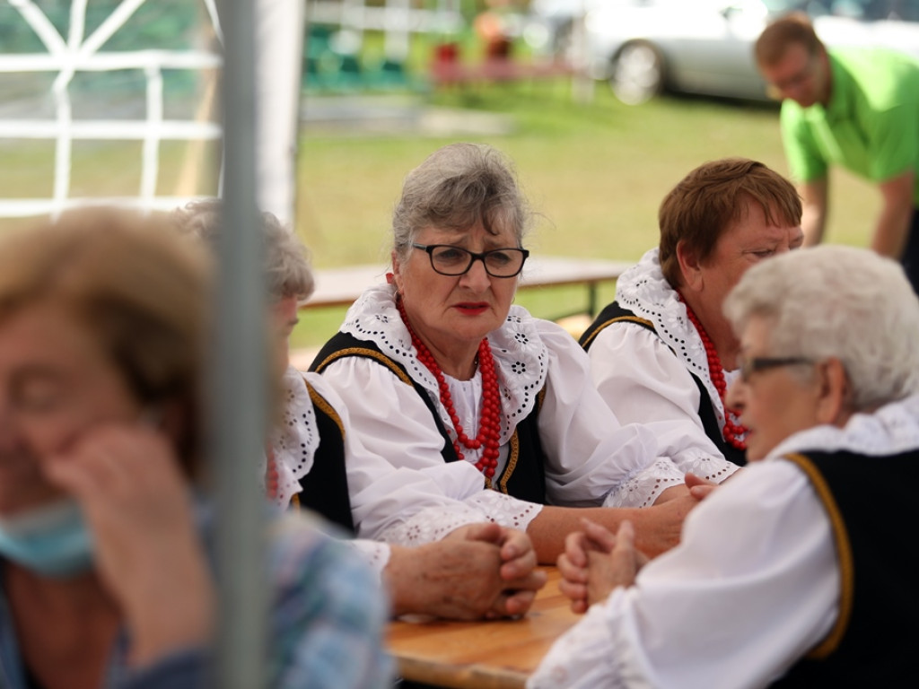 Rządowe wsparcie na piknik w Przedmościu. Były występy i punkt szczepień [ZDJĘCIA]