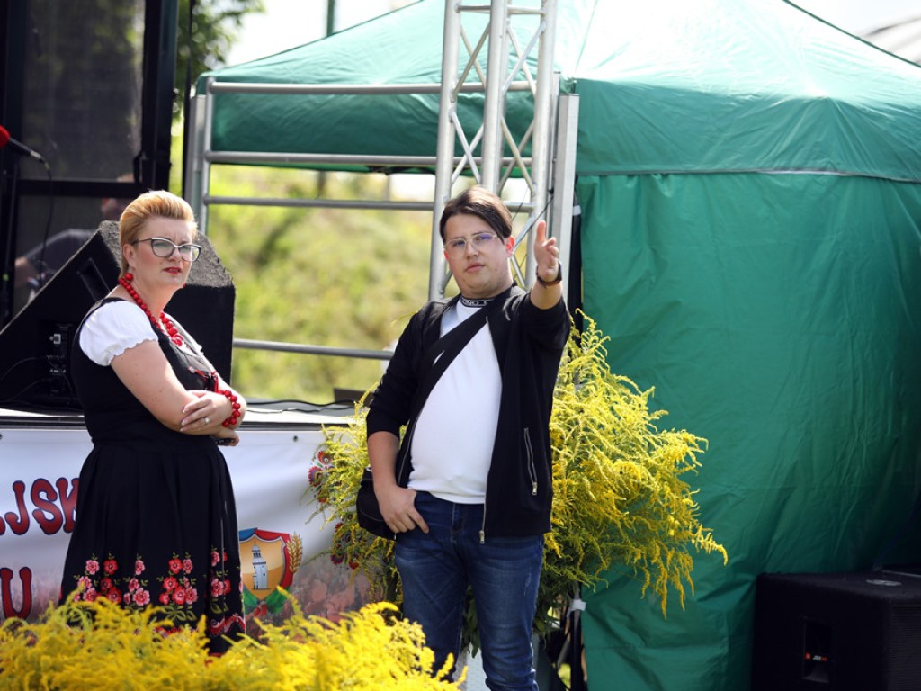 Rządowe wsparcie na piknik w Przedmościu. Były występy i punkt szczepień [ZDJĘCIA]