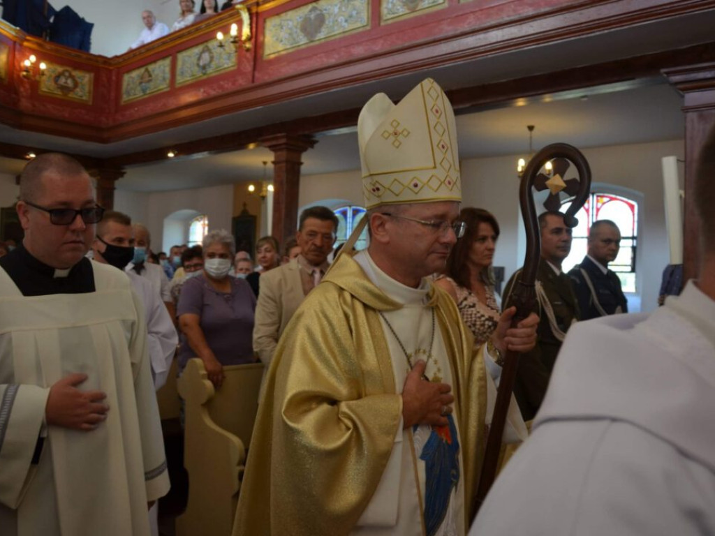 IPN ma nadzieję, że uda się znaleźć rodzinę bohatera pochowanego w Białołęce