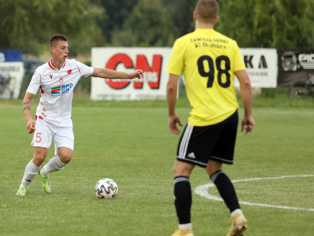 Porażka Zawiszy na swoim boisku. Honorowy gol Szewczyka [ZDJĘCIA]