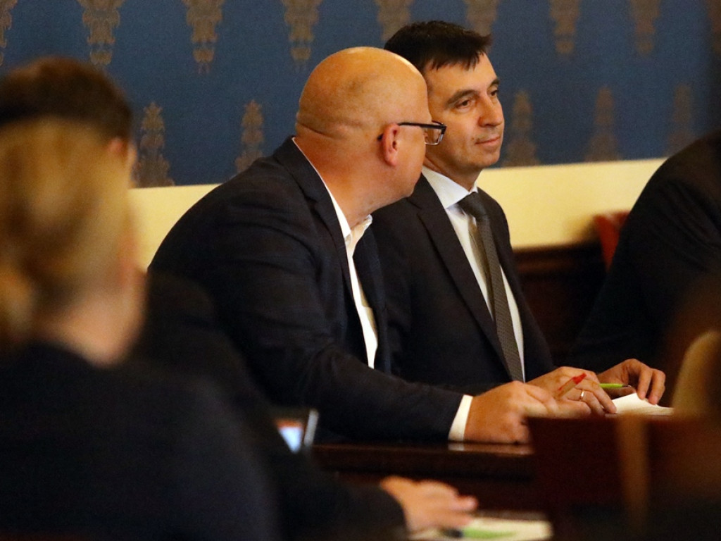 Radnym wystarczył kwadrans i uchwały zostały przyjęte