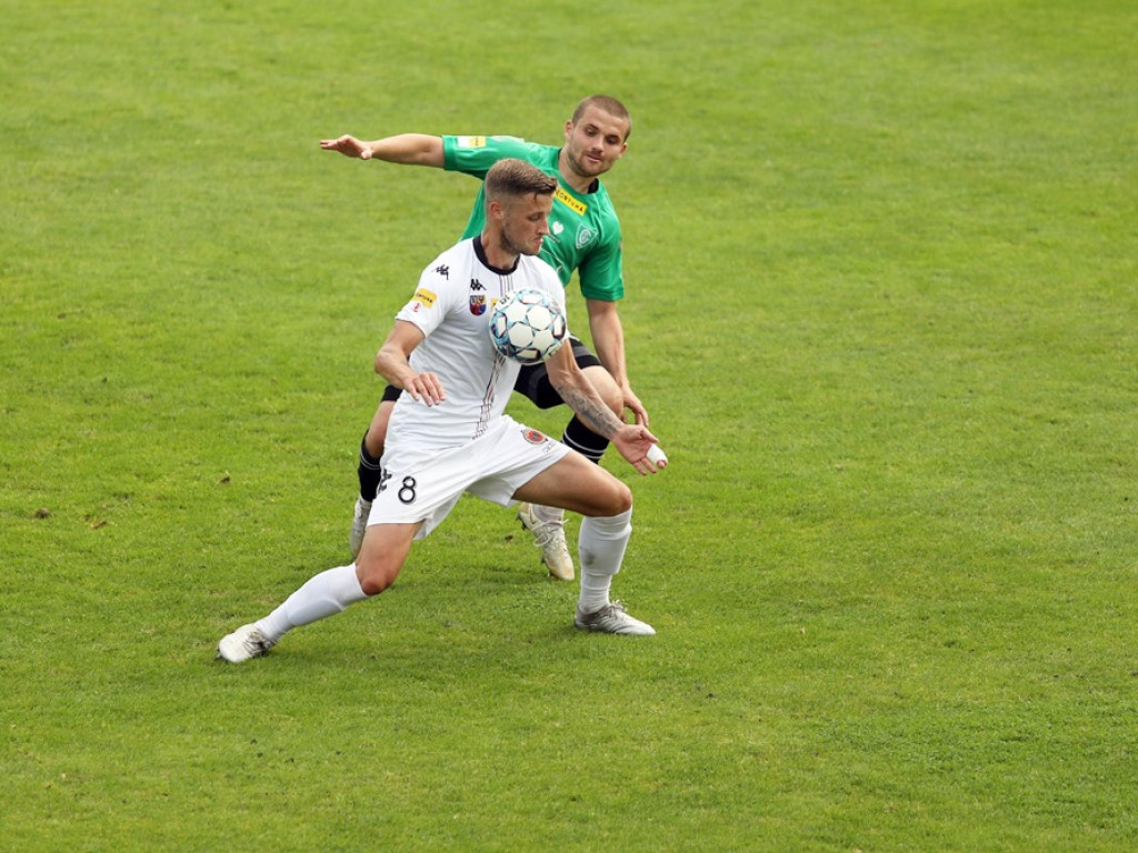 Chrobry pokonał GKS 4:0! To był strzelecki festiwal [ZDJĘCIA]