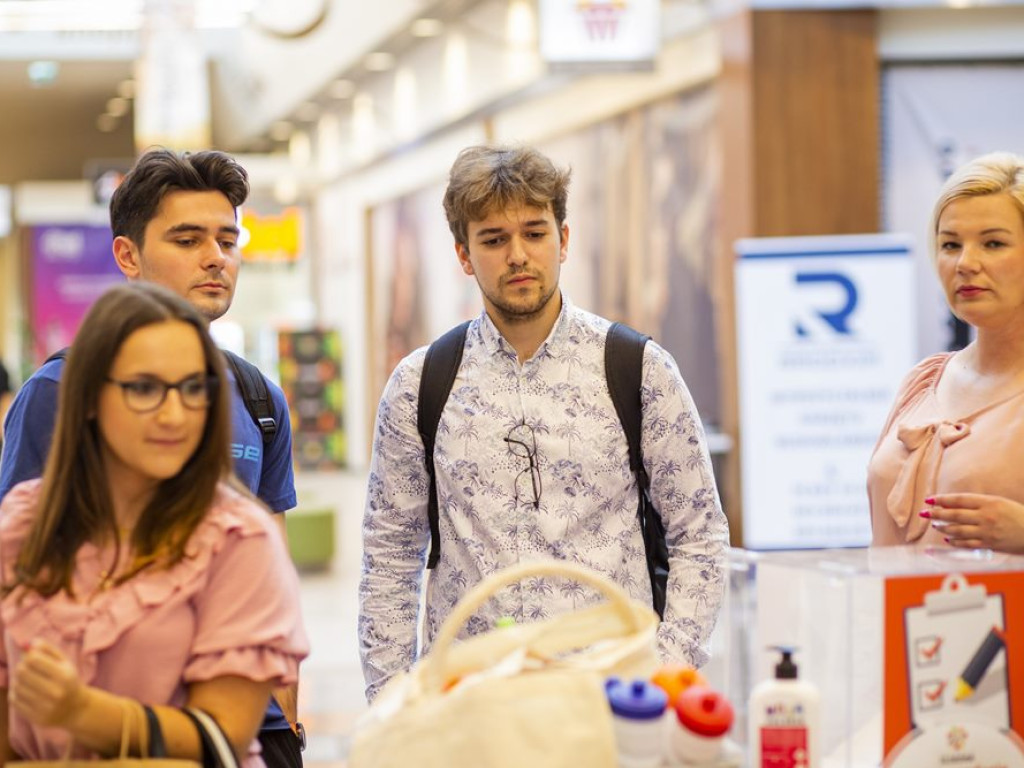 Taki pokaz mody! Piękne dziewczęta na wybiegu w Galerii Glogovia! [ZDJĘCIA]