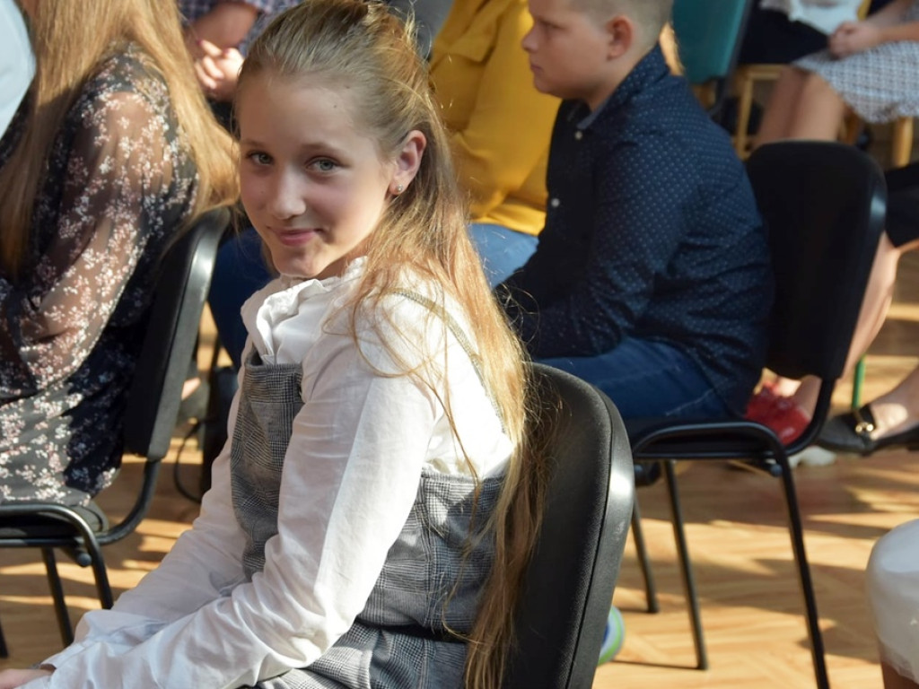 Stypendia rozdane. Po 300 zł dla każdego ucznia