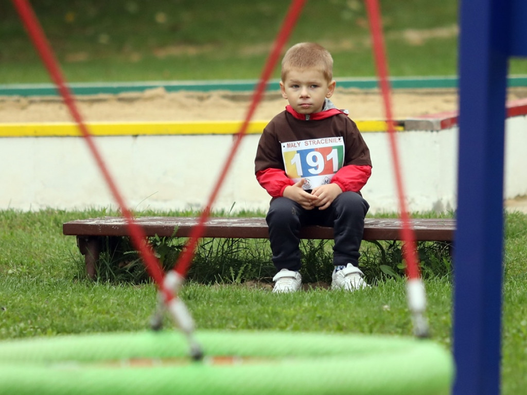 Taki Dzień Przedszkolaka! Dzieci biegały i posadziły drzewko