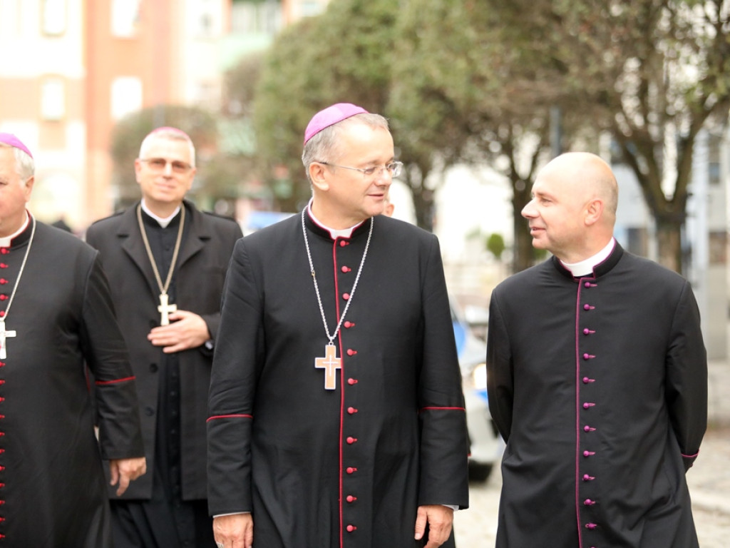 Nuncjusz Apostolski w Głogowie. Ksiądz Czerwiński dostał papieskie wyróżnienie  za szlak [ZDJĘCIA]