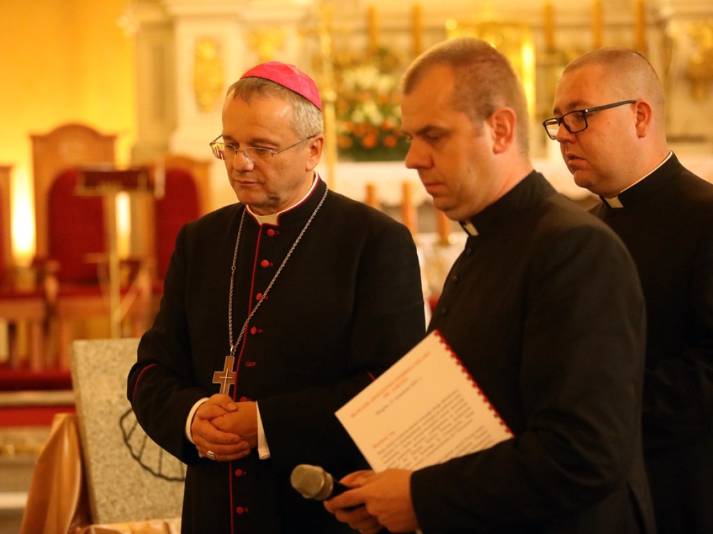 Nuncjusz Apostolski w Głogowie. Ksiądz Czerwiński dostał papieskie wyróżnienie  za szlak [ZDJĘCIA]