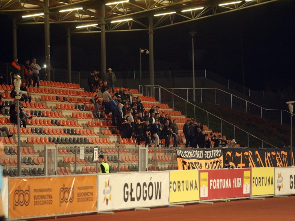 Chrobry zwycięski, kibice  na trybunach [ZDJĘCIA]