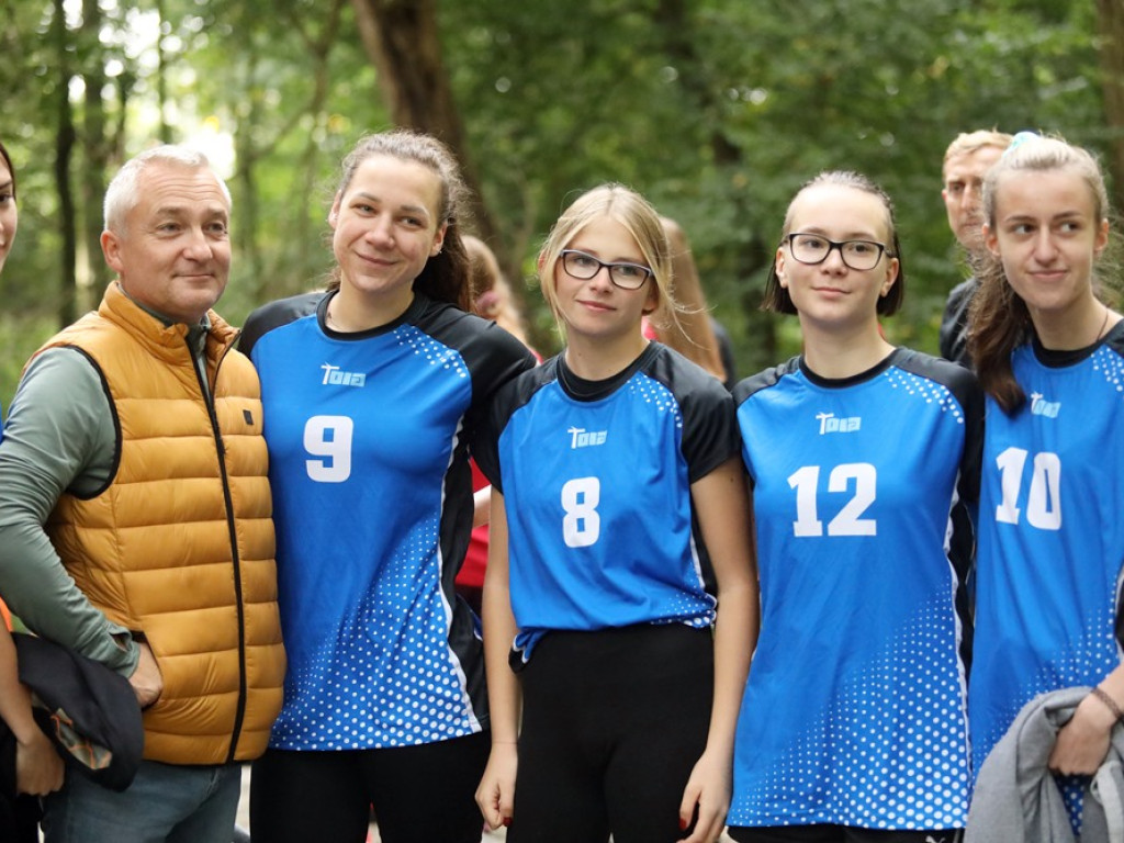Sztafetowe mistrzostwa powiatu. Ale była rywalizacja! [ZDJĘCIA]