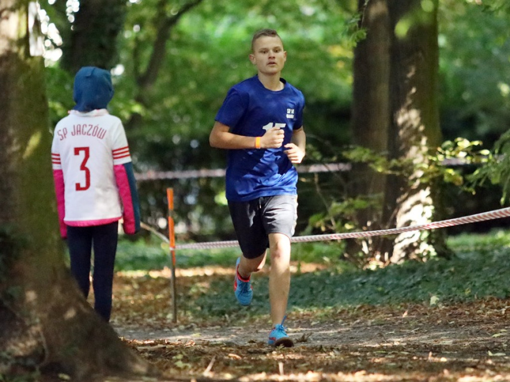 Finał Jesiennych Biegów Przełajowych [ZDJĘCIA] [WIDEO]