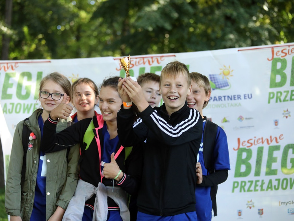 Finał Jesiennych Biegów Przełajowych [ZDJĘCIA] [WIDEO]