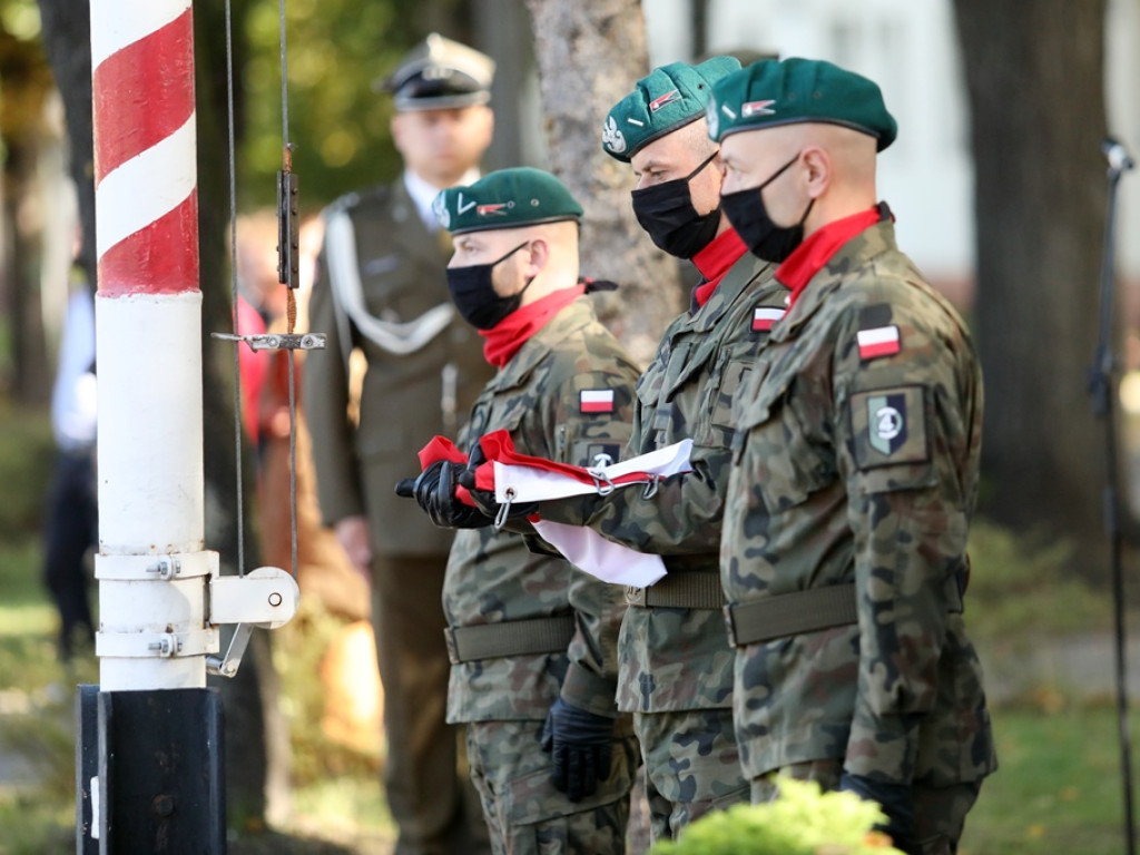 Jubileusz batalionu. Dowódca: Od świętowania ważniejsza jest służba [ZDJĘCIA]