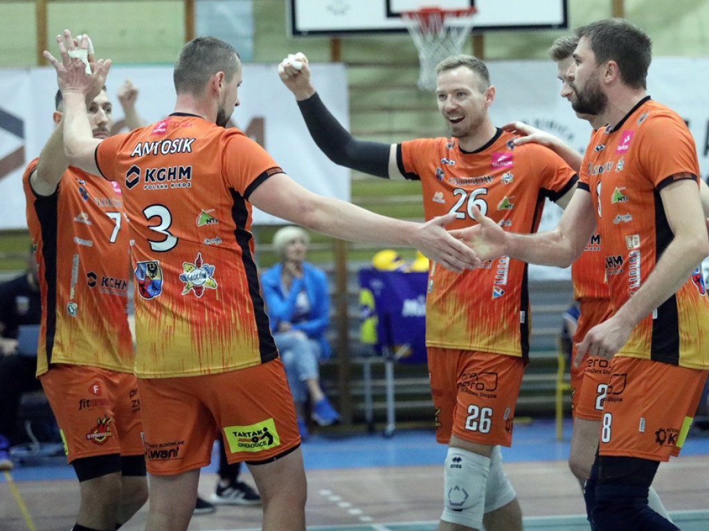 Nokaut! Chrobry pokonał Olimpię! Co za gra, co za doping [ZDJĘCIA]