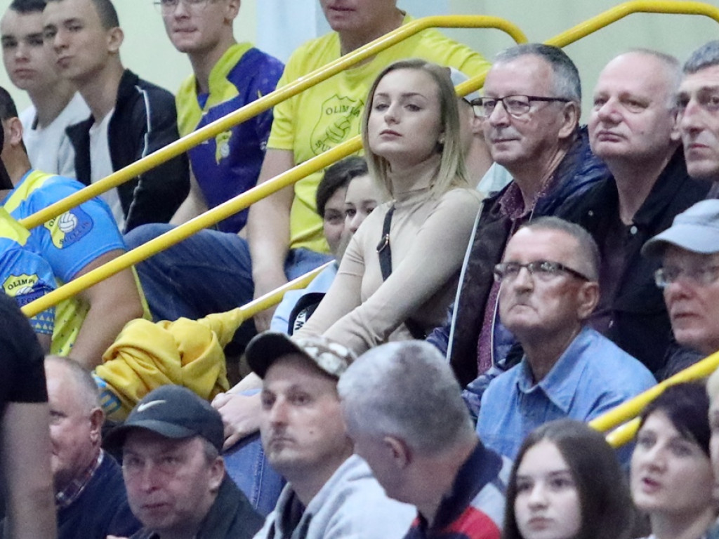 Nokaut! Chrobry pokonał Olimpię! Co za gra, co za doping [ZDJĘCIA]