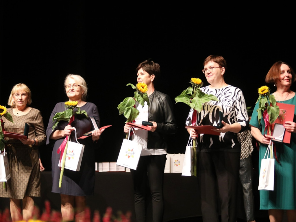 Medal i wyróżnienia! Nauczyciele świętują, choć mają wiele zmartwień [ZDJĘCIA]