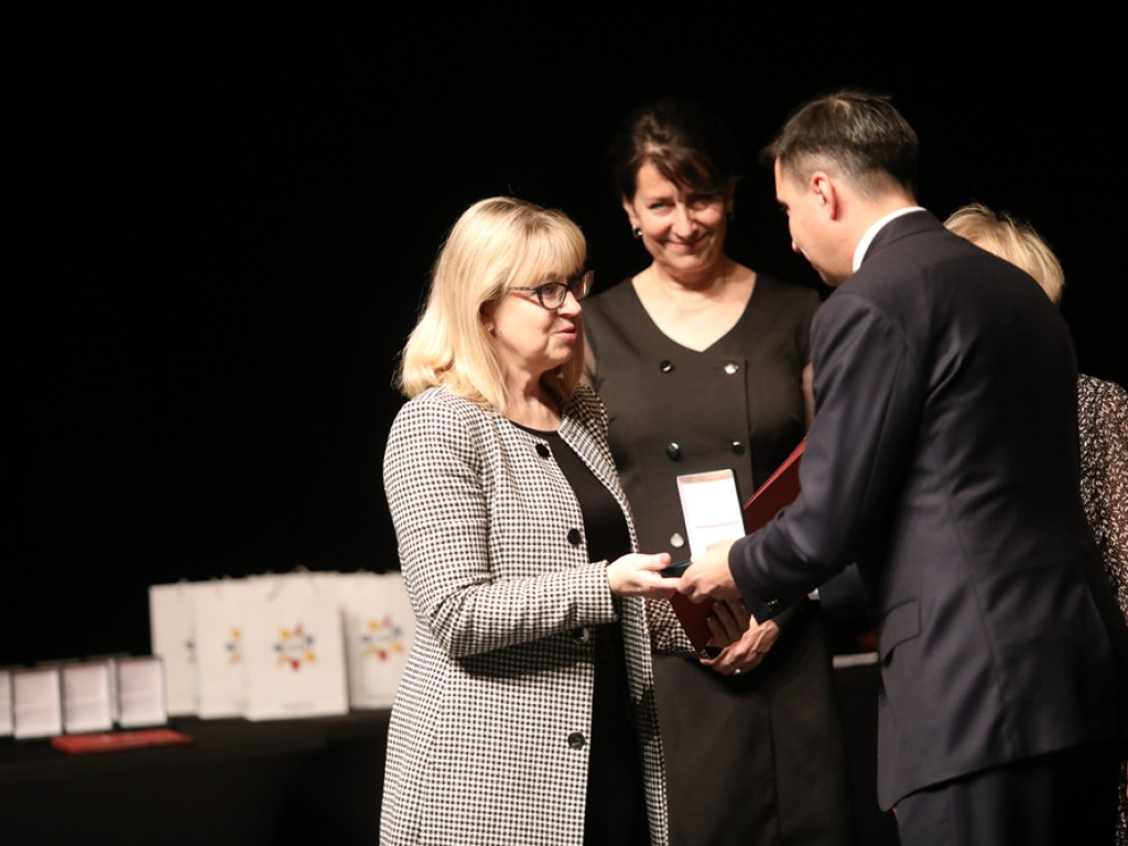 Medal i wyróżnienia! Nauczyciele świętują, choć mają wiele zmartwień [ZDJĘCIA]