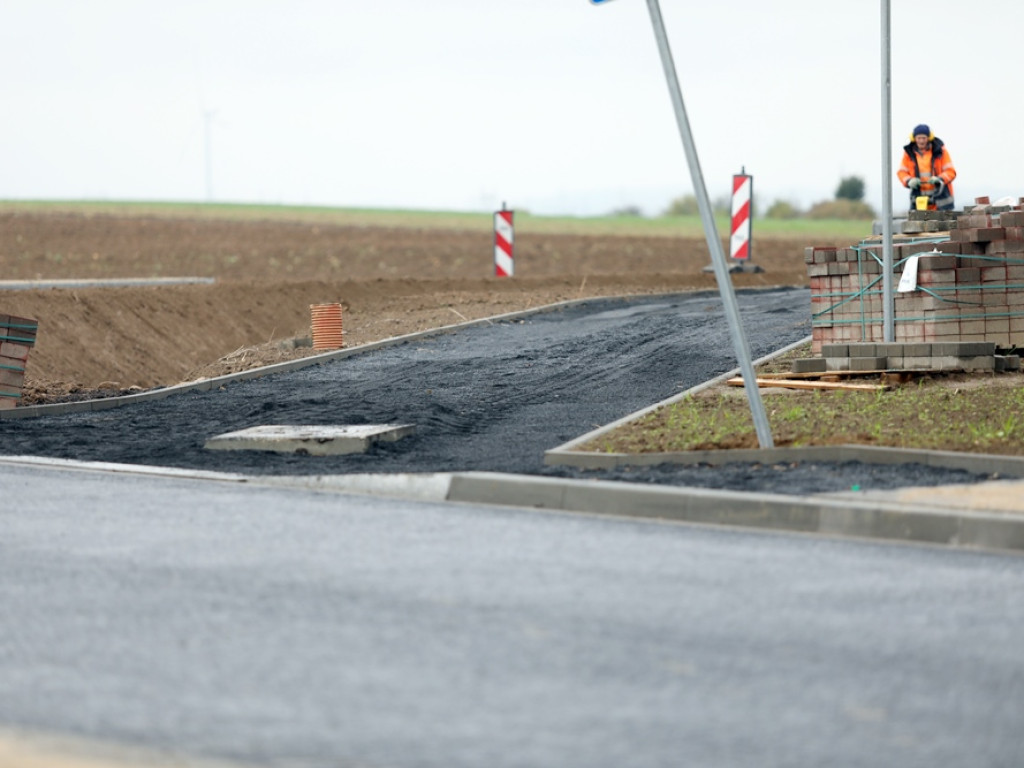 Rondo prawie gotowe! Ale czy formalności uda się załatwić w terminie? [ZDJĘCIA]