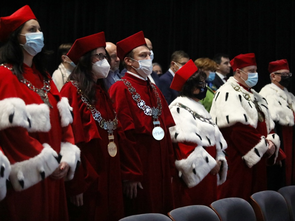 Uroczysta inauguracja na PWSZ-cie. Przyjechał nawet wiceminister edukacji [ZDJĘCIA]