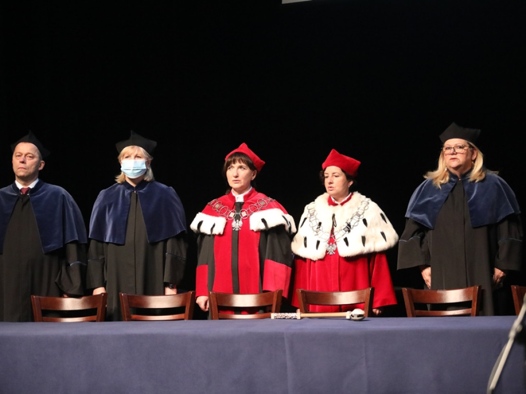 Uroczysta inauguracja na PWSZ-cie. Przyjechał nawet wiceminister edukacji [ZDJĘCIA]