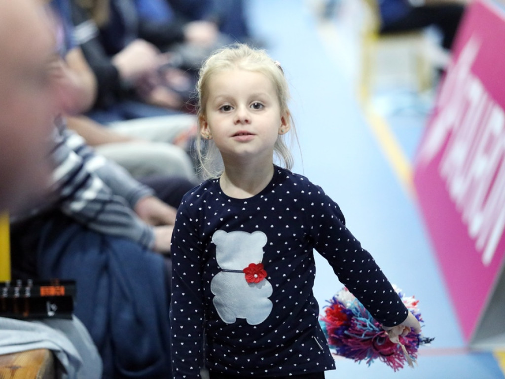 Przegrana w trzech setach przed własną publicznością [ZDJĘCIA]