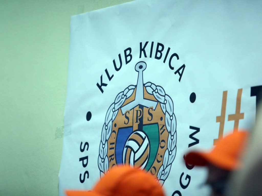 Przegrana w trzech setach przed własną publicznością [ZDJĘCIA]