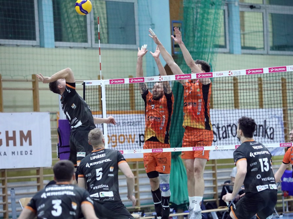 Przegrana w trzech setach przed własną publicznością [ZDJĘCIA]