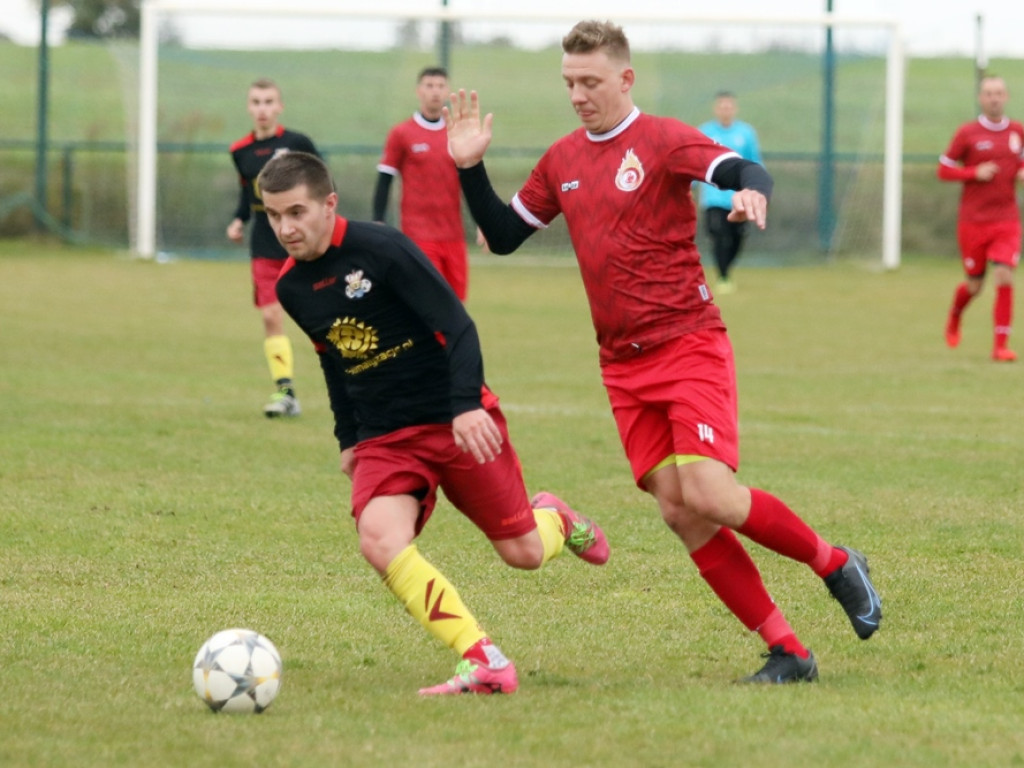 Nic nie zapowiadało takiej męczarni Płomienia Radwanice [ZDJĘCIA]