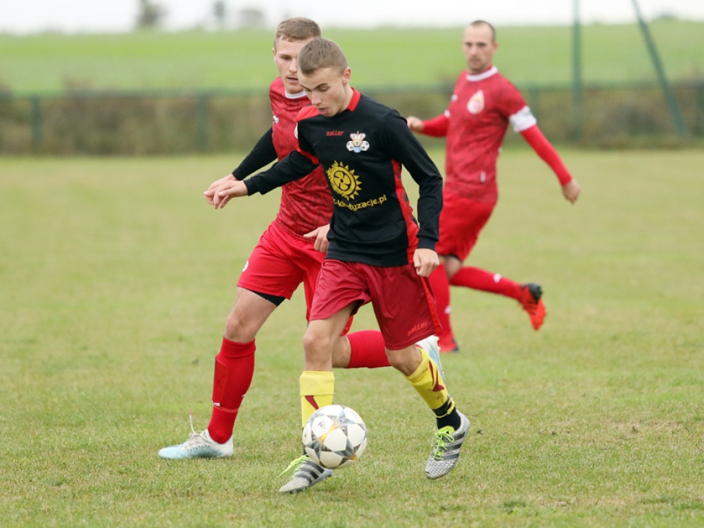 Nic nie zapowiadało takiej męczarni Płomienia Radwanice [ZDJĘCIA]