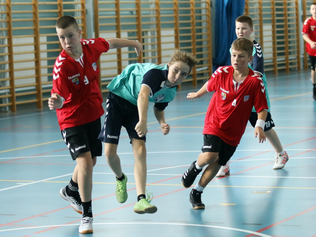 To był ich pierwszy turniej! Dzieci Chrobrego zagrały przed własną publicznością [ZDJĘCIA]