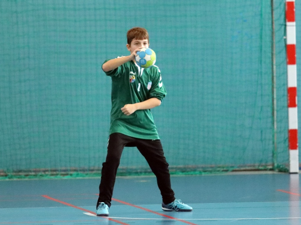 To był ich pierwszy turniej! Dzieci Chrobrego zagrały przed własną publicznością [ZDJĘCIA]