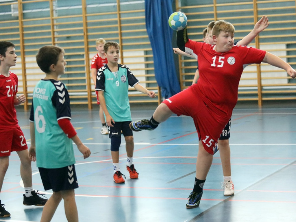 To był ich pierwszy turniej! Dzieci Chrobrego zagrały przed własną publicznością [ZDJĘCIA]