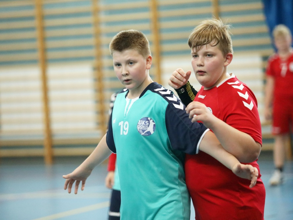 To był ich pierwszy turniej! Dzieci Chrobrego zagrały przed własną publicznością [ZDJĘCIA]