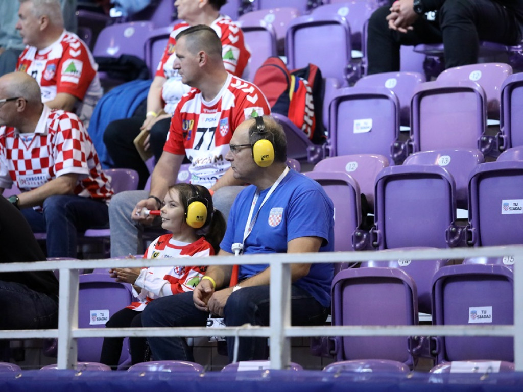 Piękny mecz Chrobrego! Wybrzeże pokonane [ZDJĘCIA]