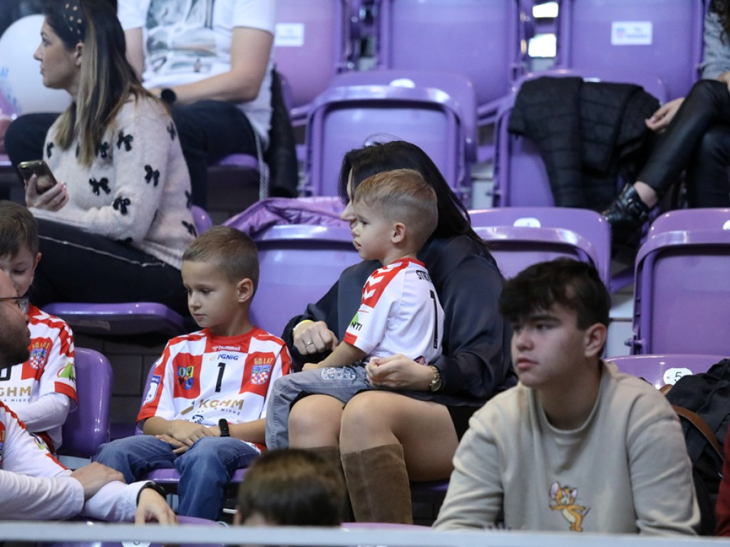 Piękny mecz Chrobrego! Wybrzeże pokonane [ZDJĘCIA]