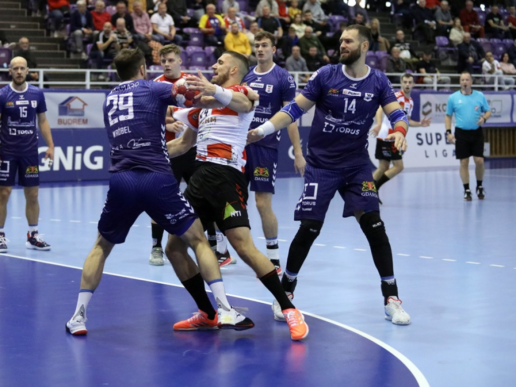 Piękny mecz Chrobrego! Wybrzeże pokonane [ZDJĘCIA]