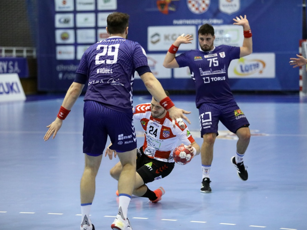 Piękny mecz Chrobrego! Wybrzeże pokonane [ZDJĘCIA]