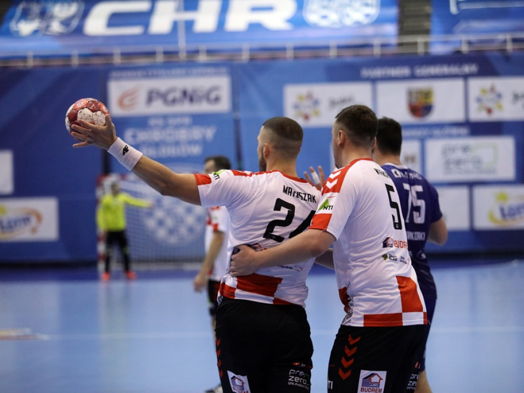 Piękny mecz Chrobrego! Wybrzeże pokonane [ZDJĘCIA]